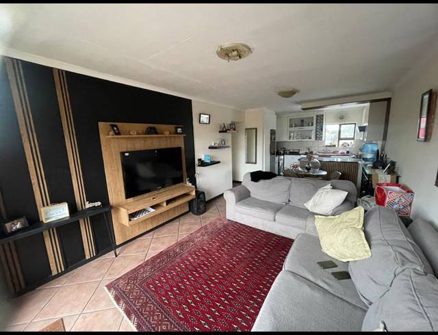 3 BEDROOM PROPERTY TO RENT IN SOUTH CREST